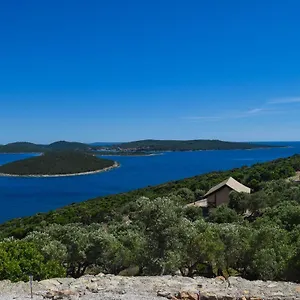 Glamping Tents And Mobile Homes Trasorka Veli Losinj